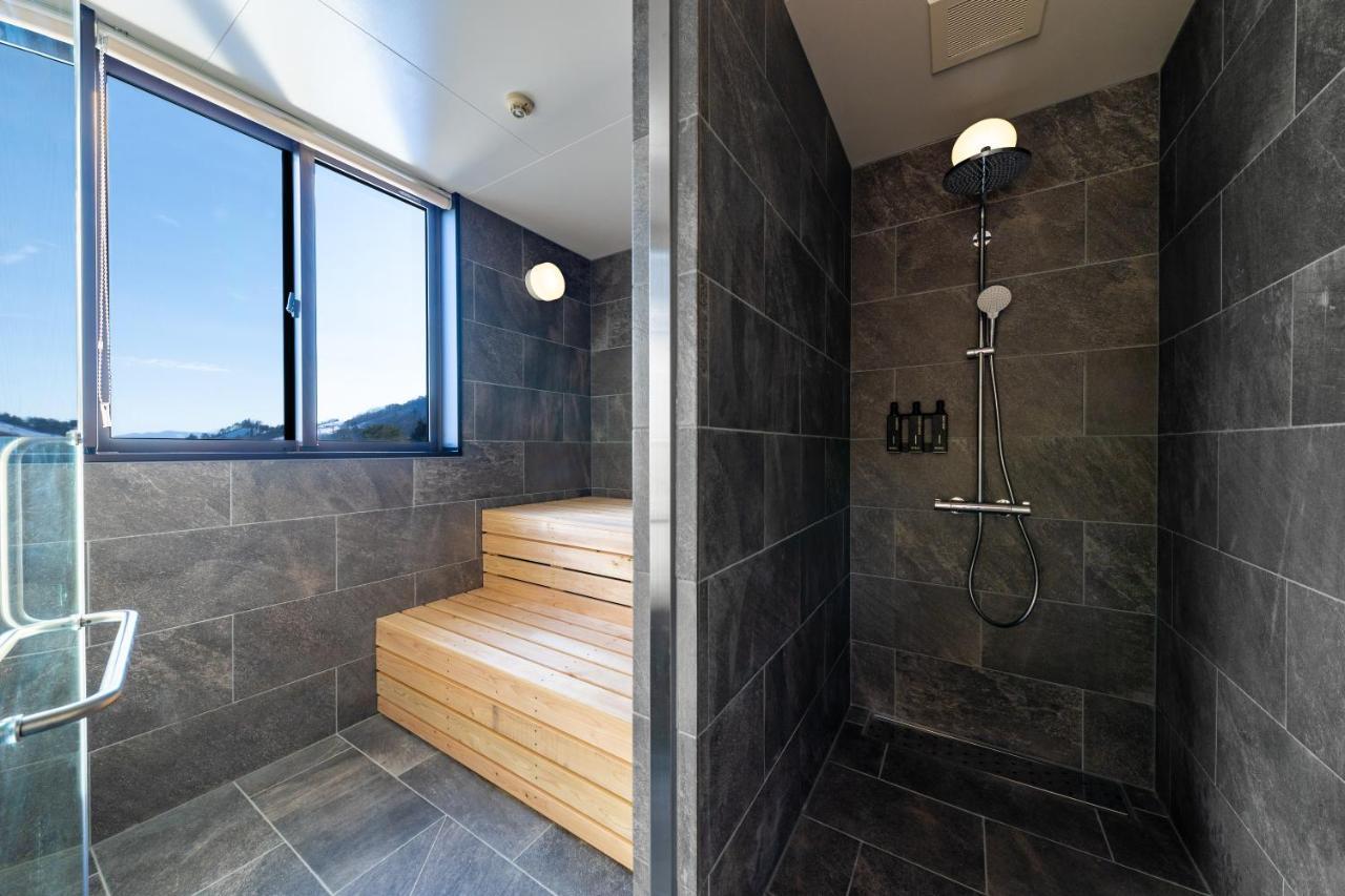 Roka By Hhg Aparthotel Хакуба Екстериор снимка